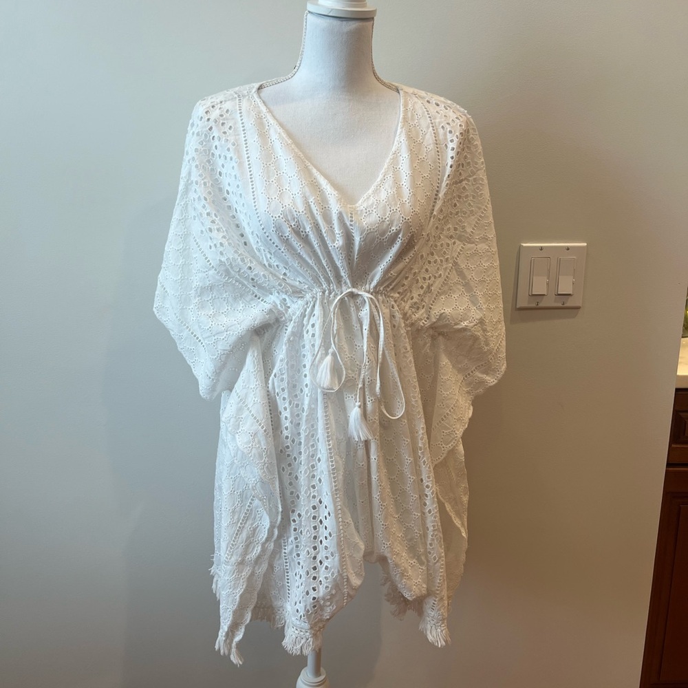 Elegant White Lace Women Top